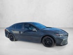 2025 Toyota Camry SE (Natl)