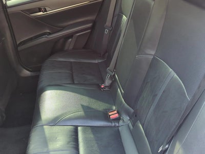 2025 Toyota Camry XSE (Natl)