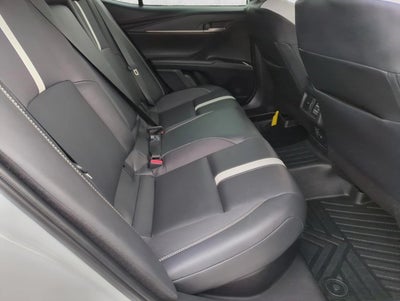 2026 Toyota Camry SE (SE)