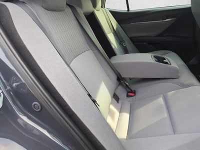 2025 Toyota Camry LE (SE)