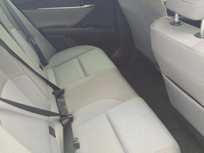 2025 Toyota Camry LE (SE)