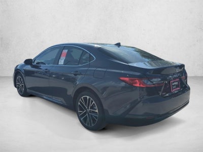 2026 Toyota Camry XLE (SE)