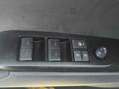 2025 Toyota Camry SE (SE)