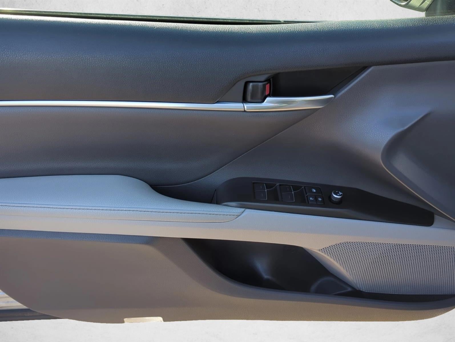 2022 Toyota Camry Hybrid XLE CVT (Natl)
