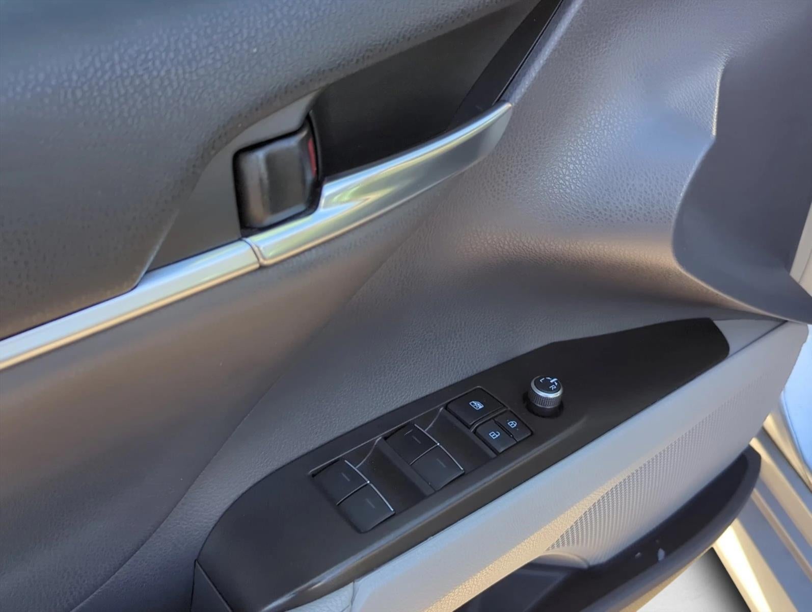 2022 Toyota Camry Hybrid XLE CVT (Natl)