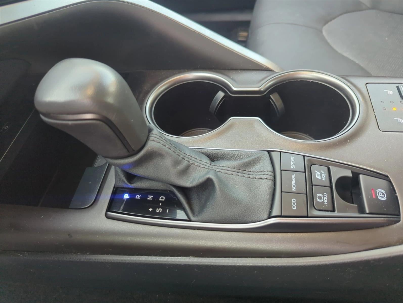 2024 Toyota Camry Hybrid XSE CVT (Natl)