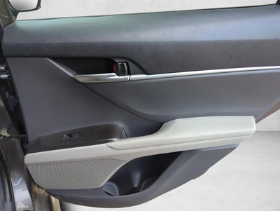 2022 Toyota Camry Hybrid SE CVT (Natl)