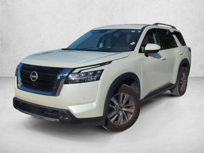2023 Nissan Pathfinder SL 4WD