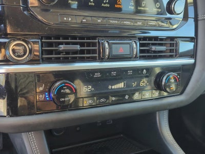 2024 Nissan Pathfinder Platinum 2WD