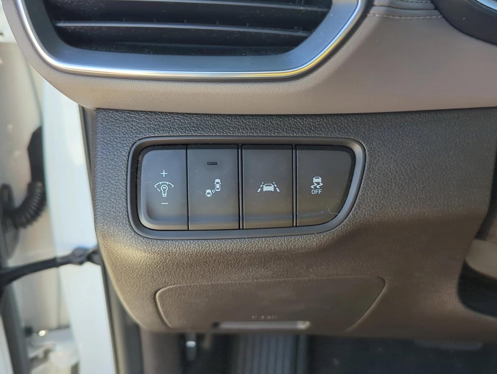 2020 Hyundai SANTA FE SEL 2.4L Auto FWD