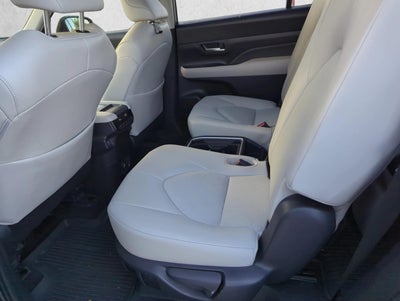 2025 Toyota Grand Highlander XLE FWD (Natl)