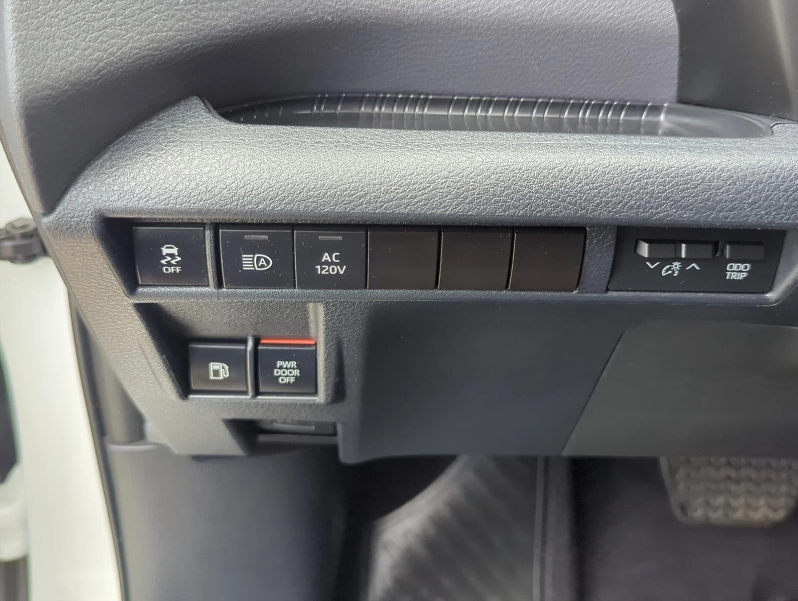 2023 Toyota Sienna XSE 25th Anniversary AWD 7-Passenger (Natl)