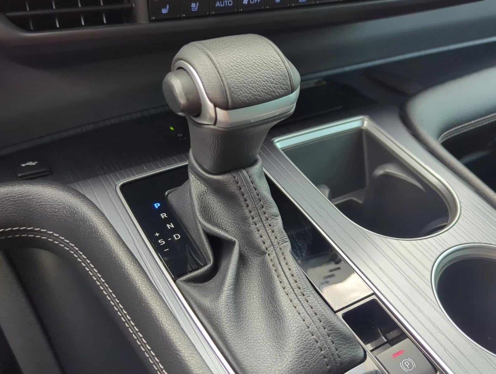 2023 Toyota Sienna XSE 25th Anniversary AWD 7-Passenger (Natl)
