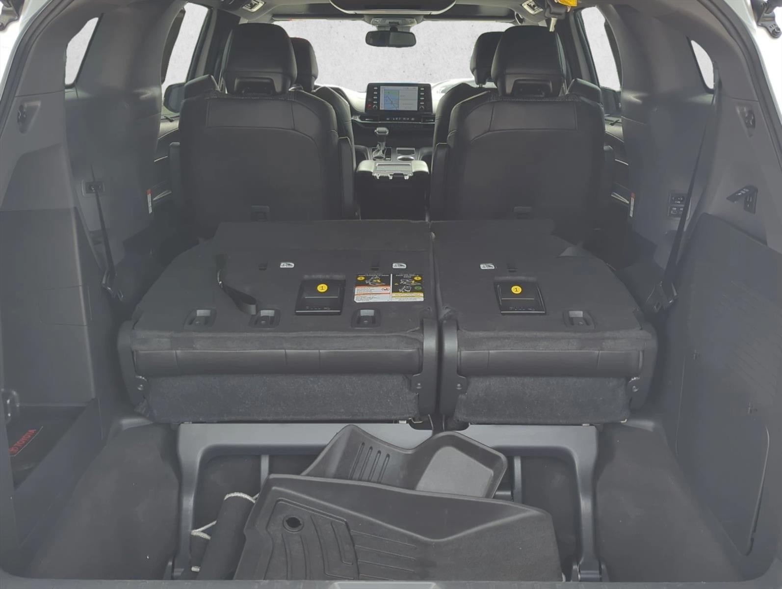 2023 Toyota Sienna XSE 25th Anniversary AWD 7-Passenger (Natl)