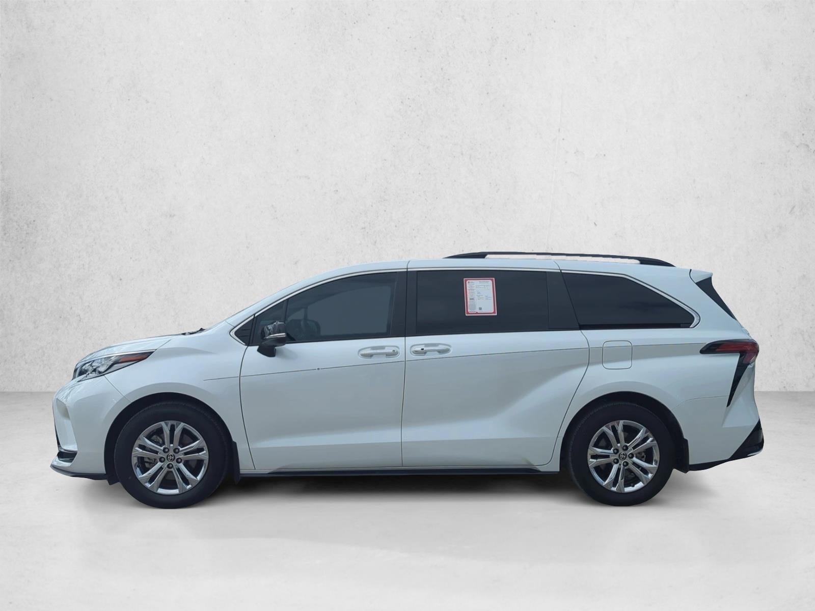 2023 Toyota Sienna XSE 25th Anniversary AWD 7-Passenger (Natl)