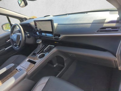 2026 Toyota Sienna Platinum AWD 7-Passenger (GS)