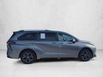 2026 Toyota Sienna Platinum AWD 7-Passenger (GS)