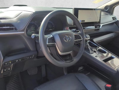 2026 Toyota Sienna Platinum AWD 7-Passenger (GS)