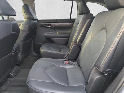 2022 Toyota Highlander Platinum AWD (Natl)