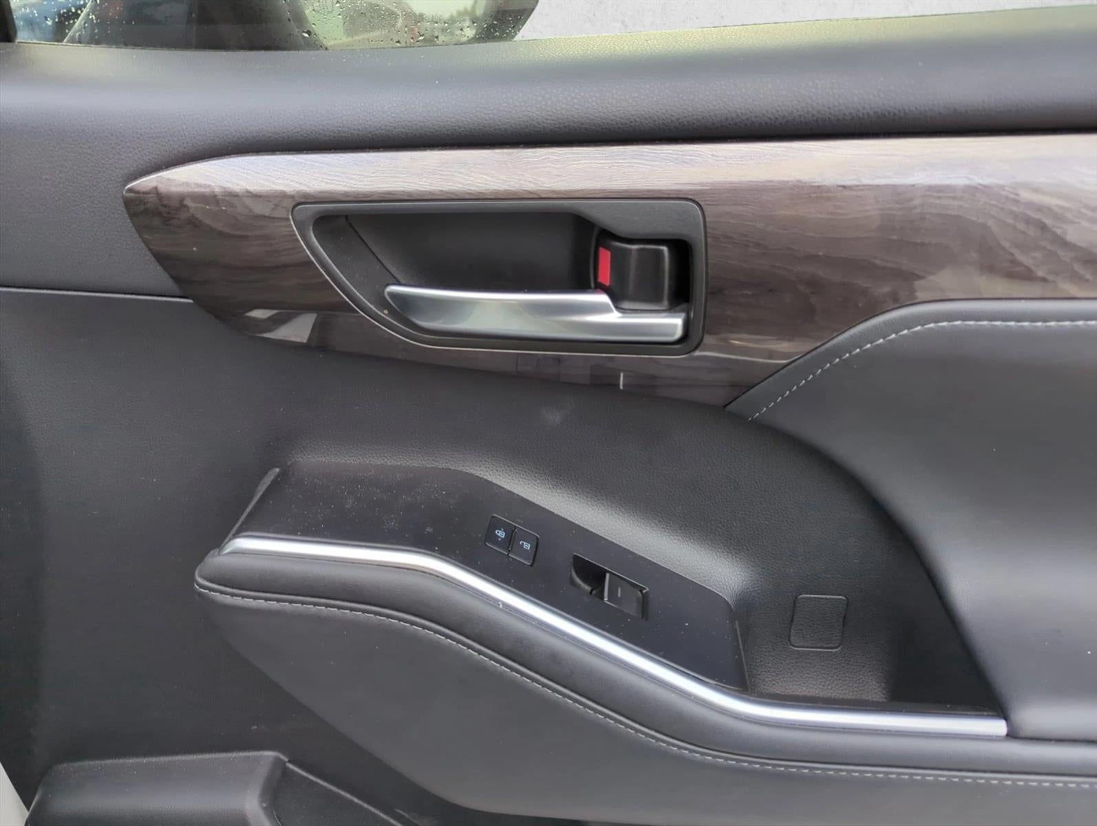 2022 Toyota Highlander Platinum AWD (Natl)