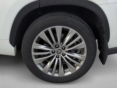 2022 Toyota Highlander Platinum AWD (Natl)