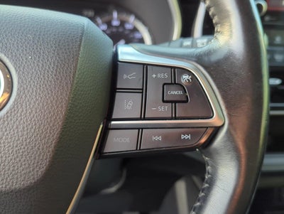 2020 Toyota Highlander XLE FWD (Natl)