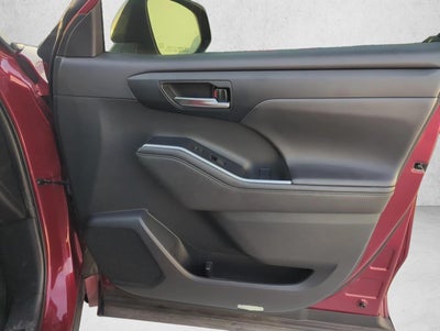 2020 Toyota Highlander XLE FWD (Natl)