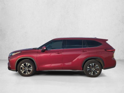 2020 Toyota Highlander XLE FWD (Natl)