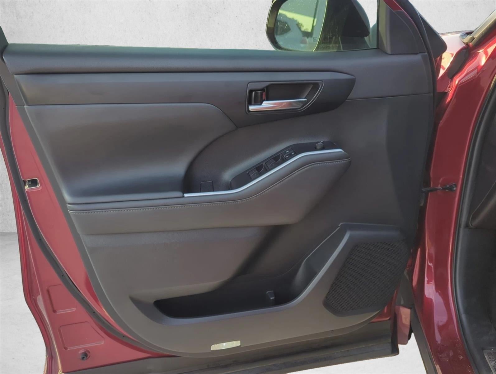 2020 Toyota Highlander XLE FWD (Natl)