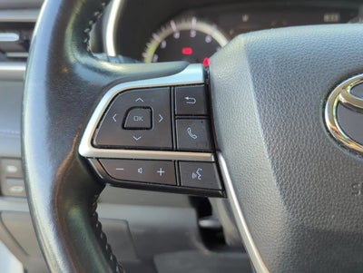2023 Toyota Highlander XLE FWD (Natl)