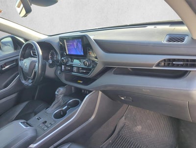 2023 Toyota Highlander XLE FWD (Natl)