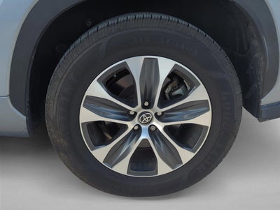 2023 Toyota Highlander XLE FWD (Natl)