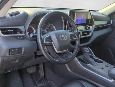 2023 Toyota Highlander XLE FWD (Natl)