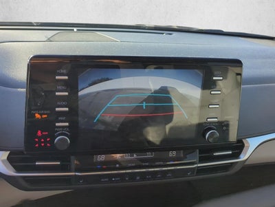 2023 Toyota Sienna XLE FWD 8-Passenger (Natl)