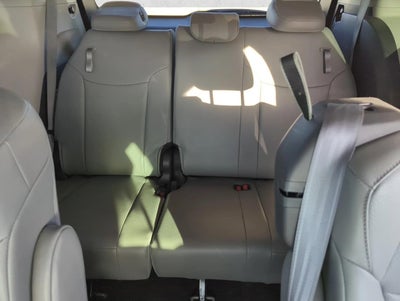 2023 Toyota Sienna XLE FWD 8-Passenger (Natl)