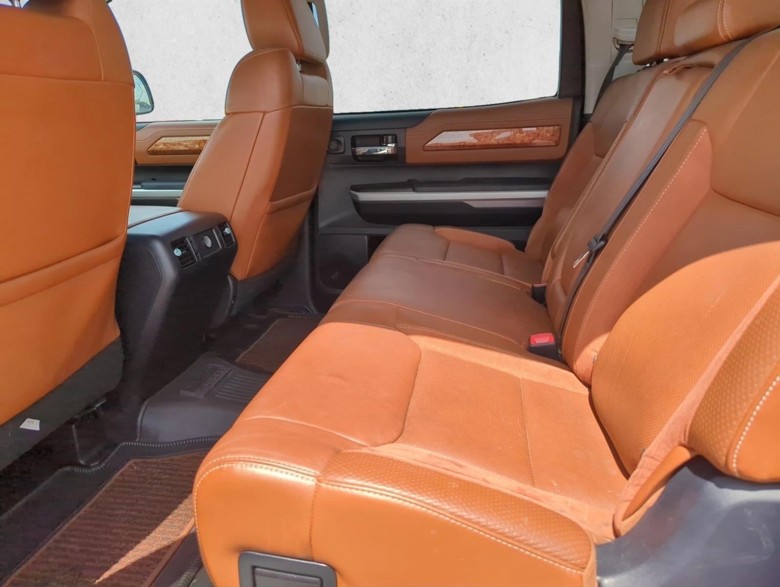 2017 Toyota Tundra 4WD 4WD 1794 Edition CrewMax 5.5' Bed 5.7L (Natl)