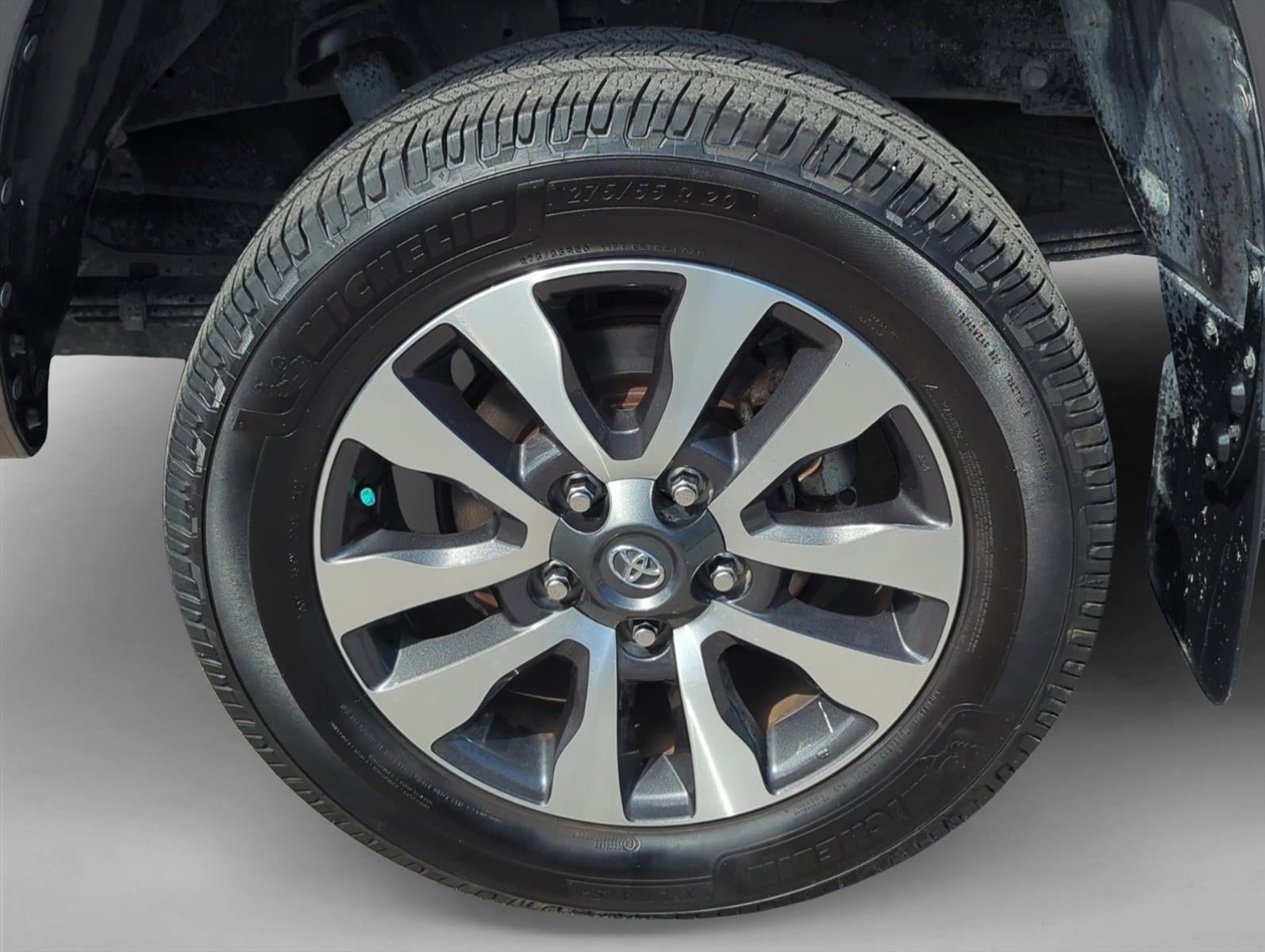 2021 Toyota Tundra 2WD 2WD Limited CrewMax 5.5' Bed 5.7L (GS)