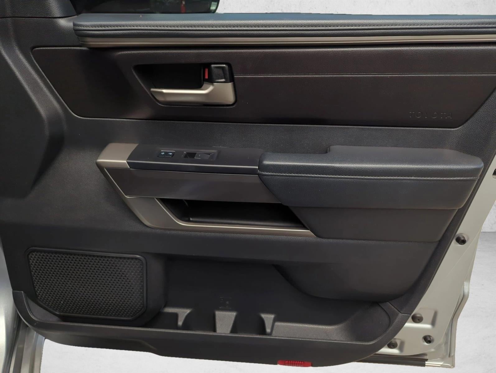 2024 Toyota Tundra 2WD 2WD SR5 CrewMax 5.5' Bed (SE)