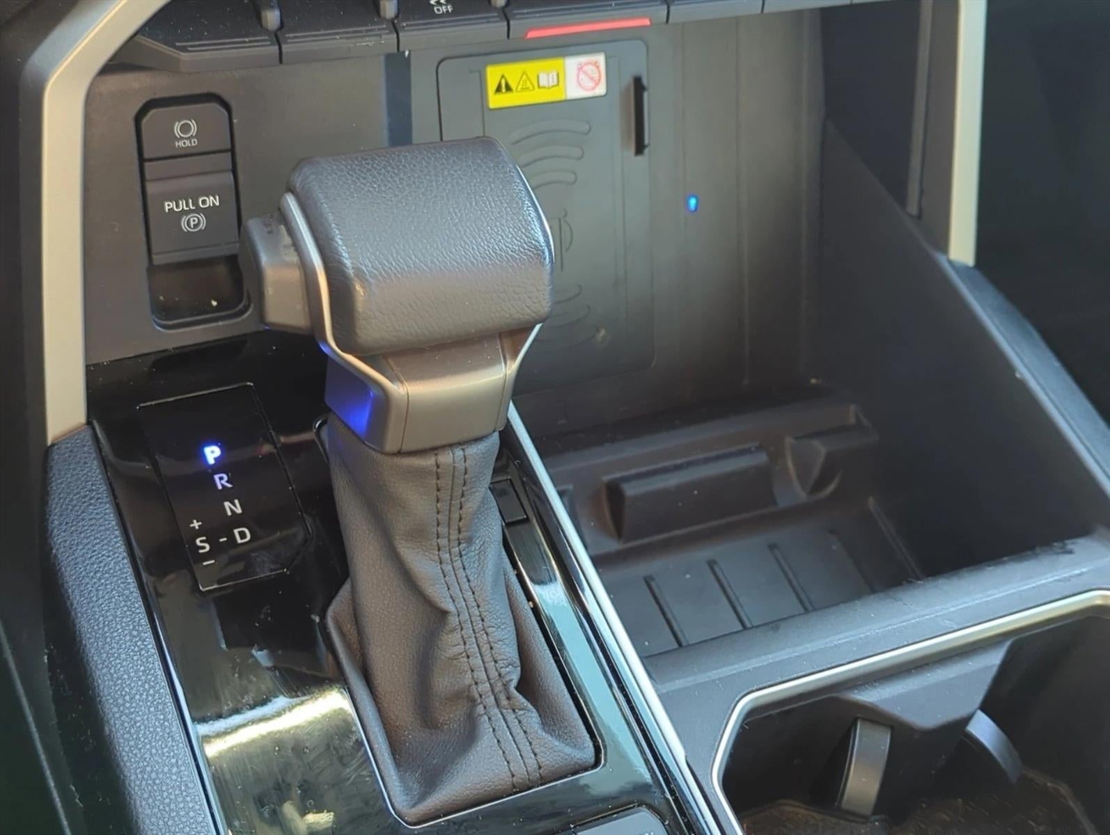 2025 Toyota Tundra 4WD 4WD SR5 CrewMax 5.5' Bed (SE)