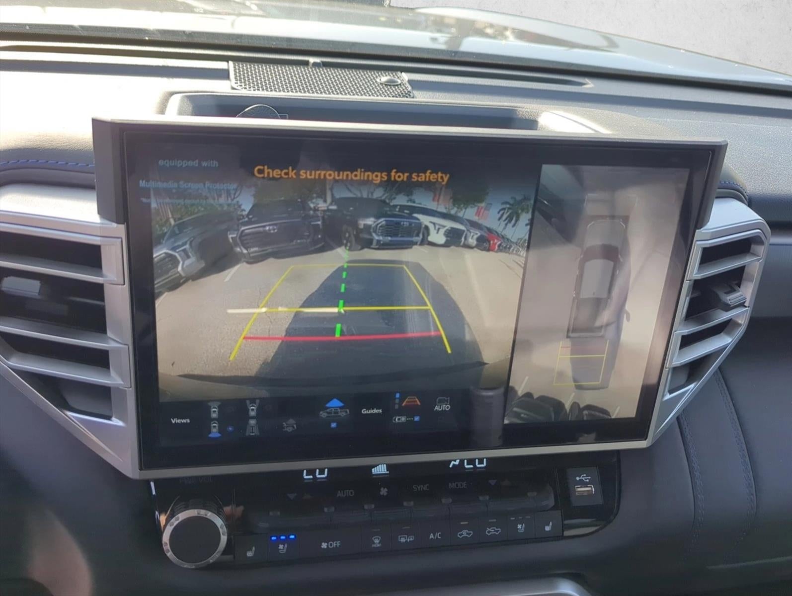 2025 Toyota Tundra 4WD 4WD Platinum CrewMax 5.5' Bed (Natl)