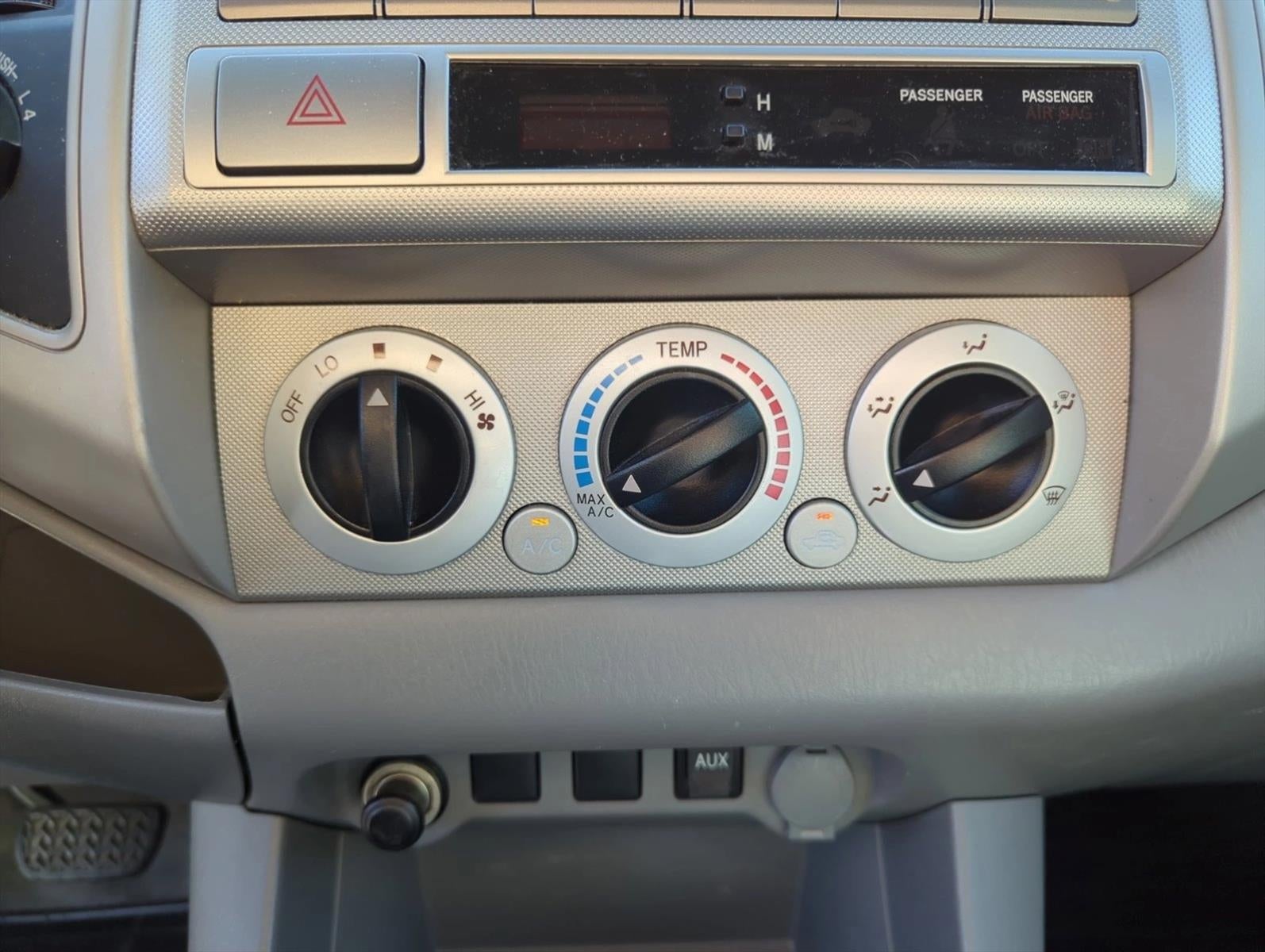 2011 Toyota Tacoma 4WD Access Cab Standard Bed V6 Automatic (Natl)