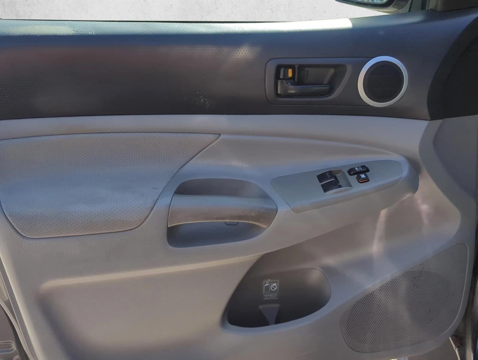 2011 Toyota Tacoma 4WD Access Cab Standard Bed V6 Automatic (Natl)