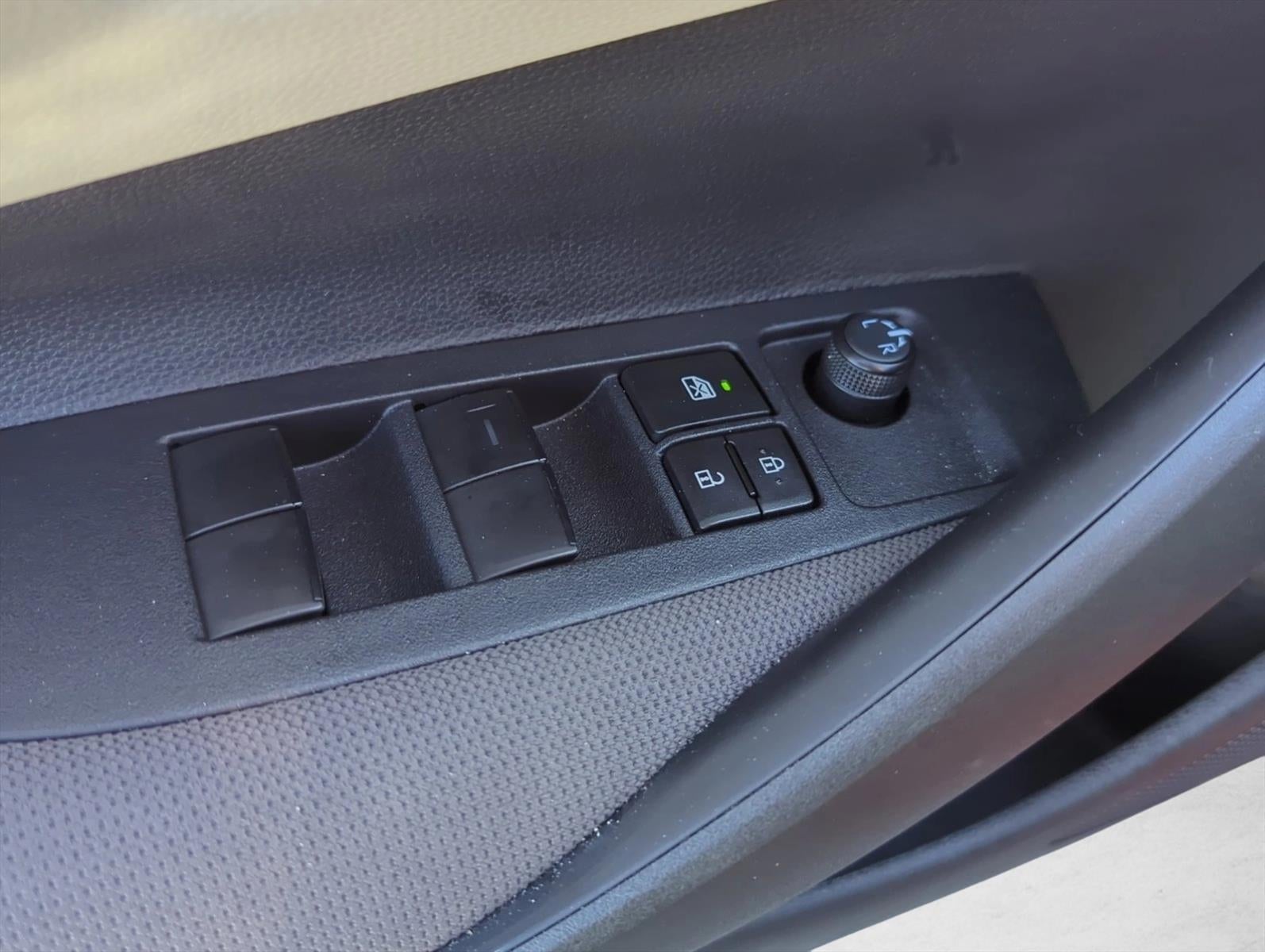 2025 Toyota Corolla LE CVT (Natl)