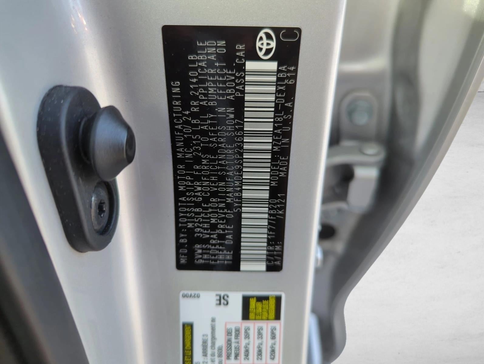 2025 Toyota Corolla LE CVT (Natl)