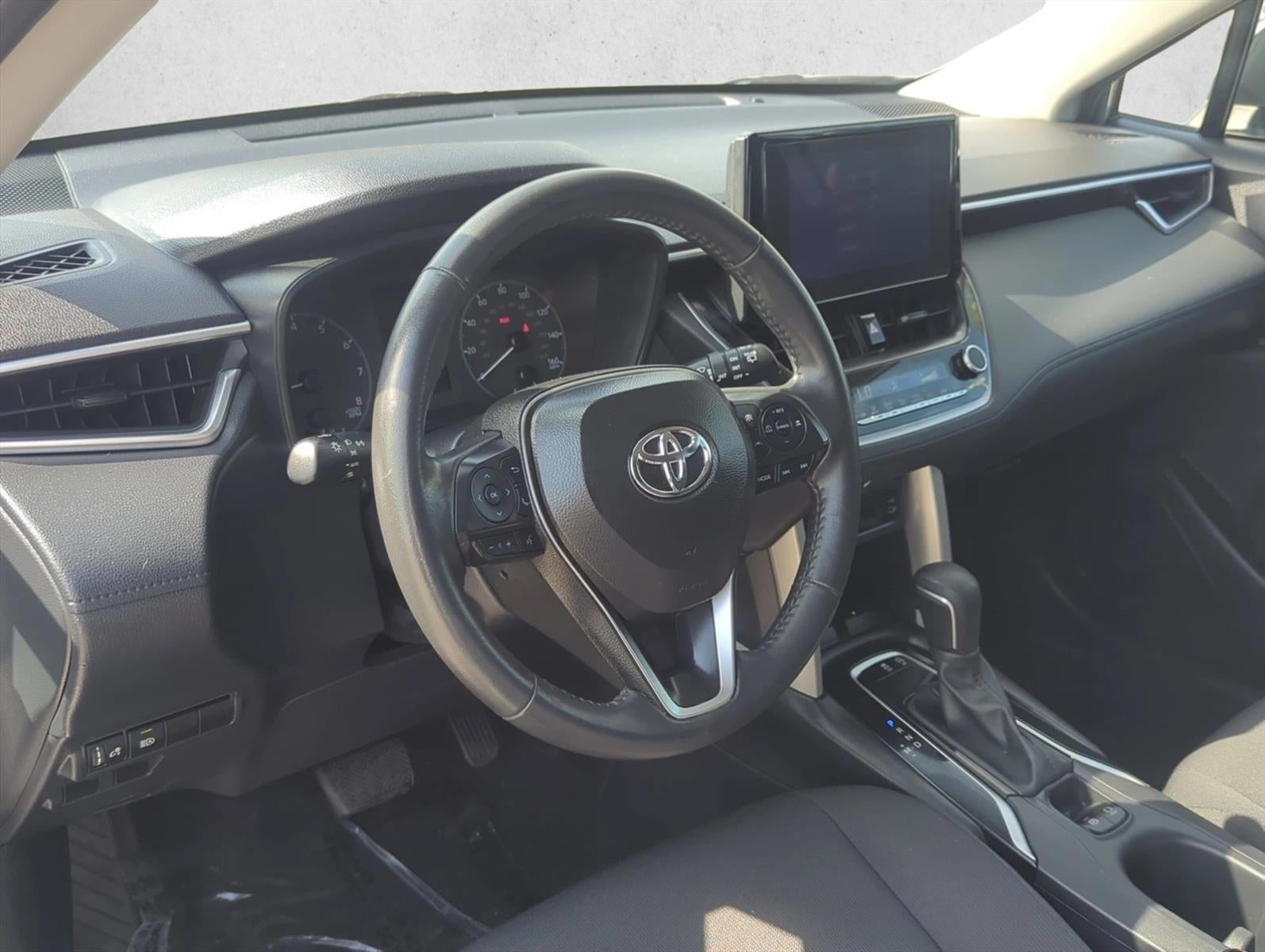2024 Toyota Corolla Cross LE 2WD (Natl)