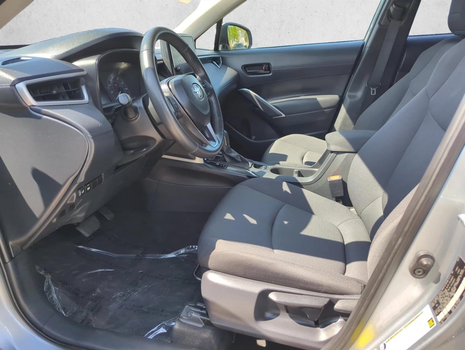 2024 Toyota Corolla Cross LE 2WD (Natl)