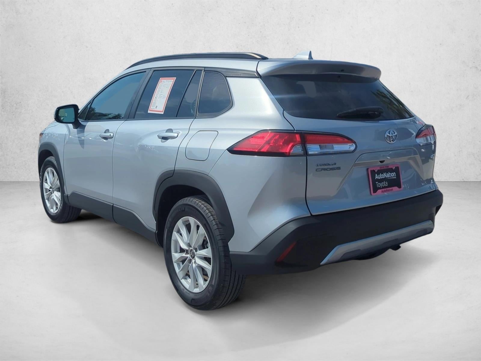 2024 Toyota Corolla Cross LE 2WD (Natl)