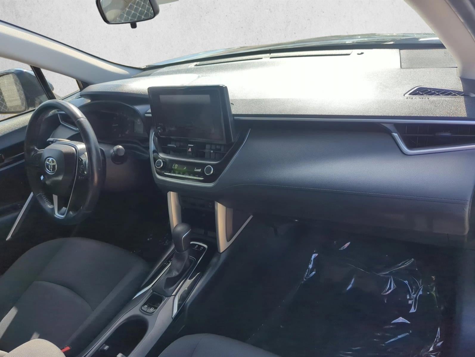 2024 Toyota Corolla Cross LE 4WD (Natl)