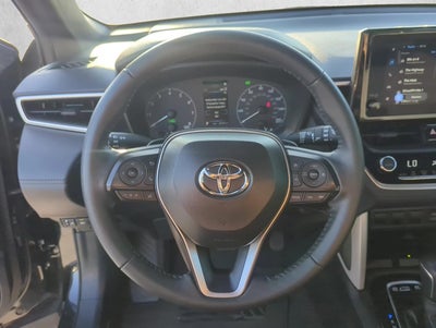 2025 Toyota Corolla Cross Hybrid SE 4WD (Natl)