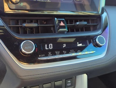 2025 Toyota Corolla Cross Hybrid SE 4WD (Natl)